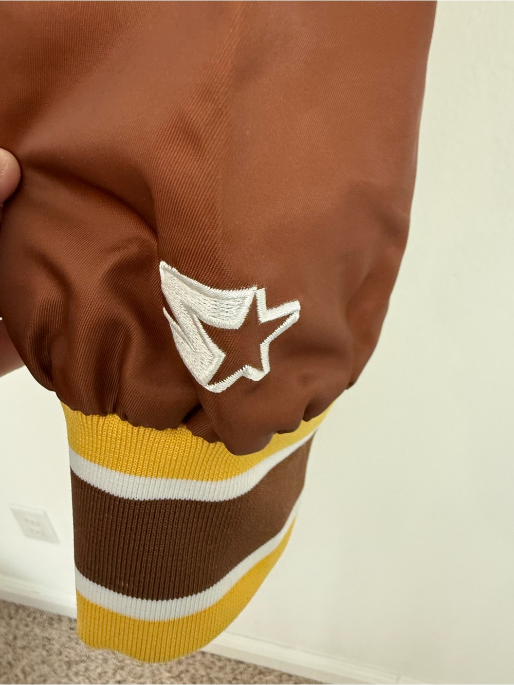 Vintage Starter Boston Bruins V-Neck Windbreaker Pullover Men’s Size Small - Picture 5 of 8